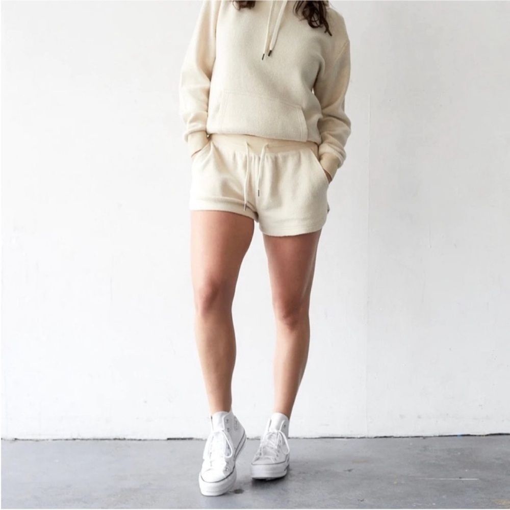 Feat BlanketBlend Beige Neutral Oatmeal Fleece Drawstring Lounge Shorts XL